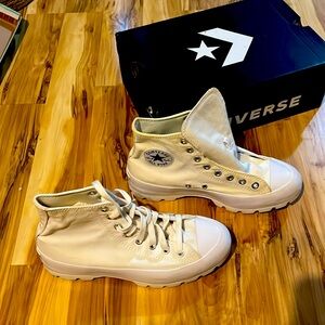 Converse White/Black Hightop Thick Rugged Sole Size 9